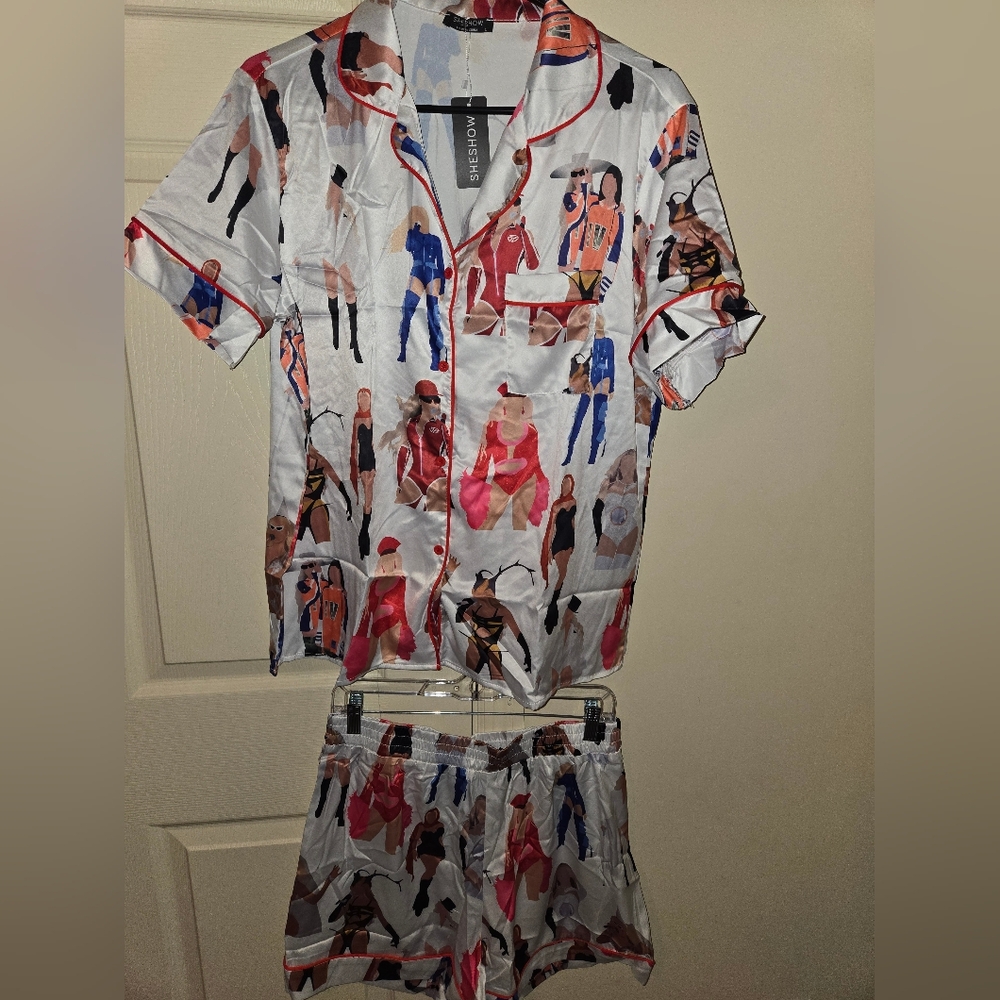 NWT Satin Beyonce Pajama Set - Picture 3 of 4